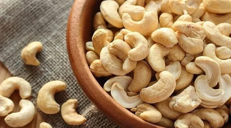 Cashew_prices_forecast_to_continue_falling.webp